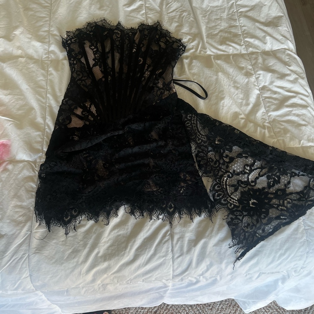 LACE DRESS